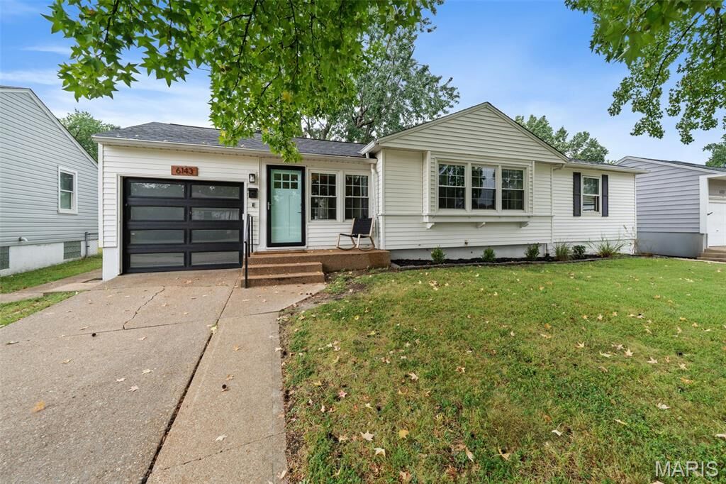 Property Photo:  6143 Pointview Lane  MO 63123 
