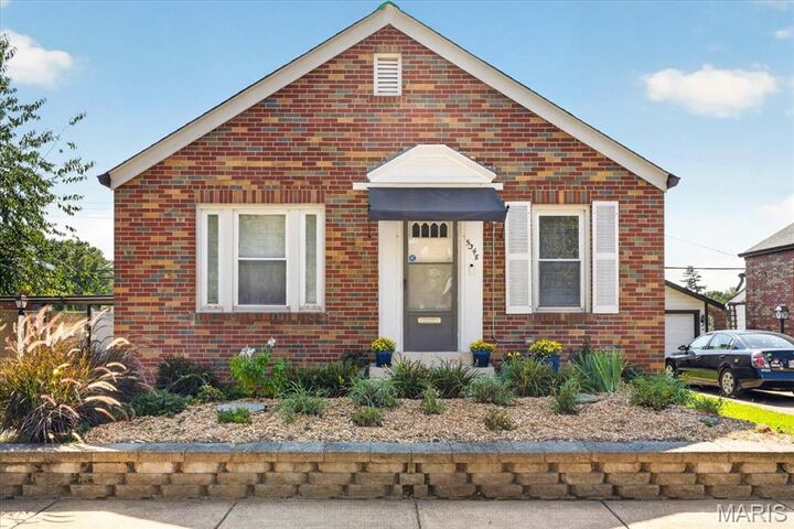 Property Photo: 5348 Sunshine Drive MO 63109