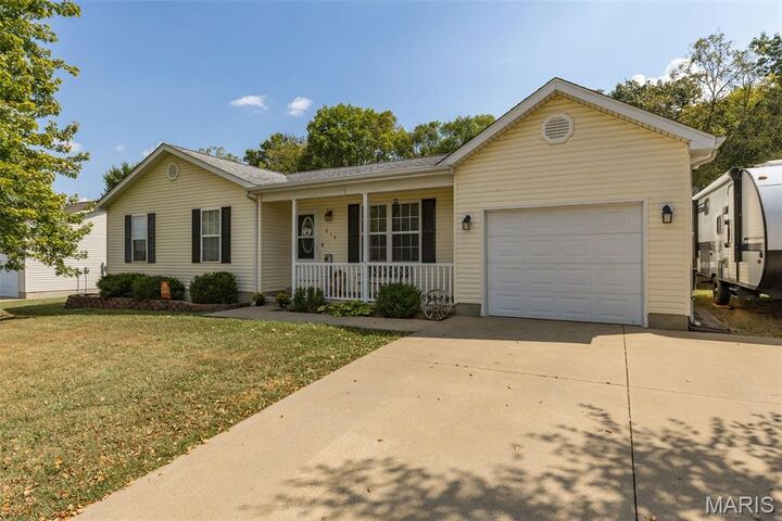 Property Photo: 619 Houser Street MO 63601