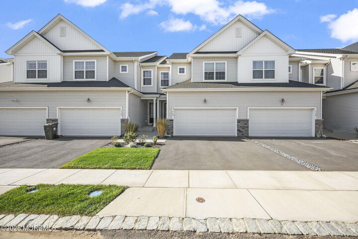 Property Photo:  1703 Wrangler Avenue  NJ 07746 