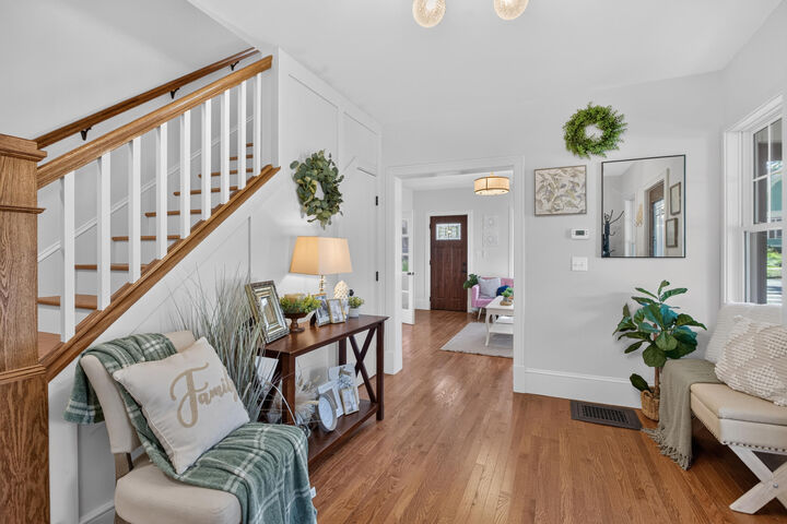 Property Photo: 303 E Middle Street MI 48118
