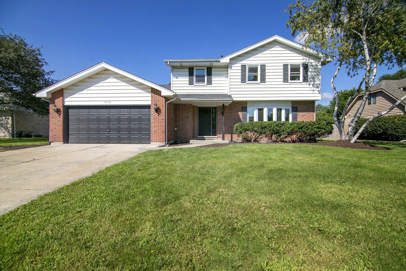 Property Photo:  1413 Delmar Drive  IL 60451 