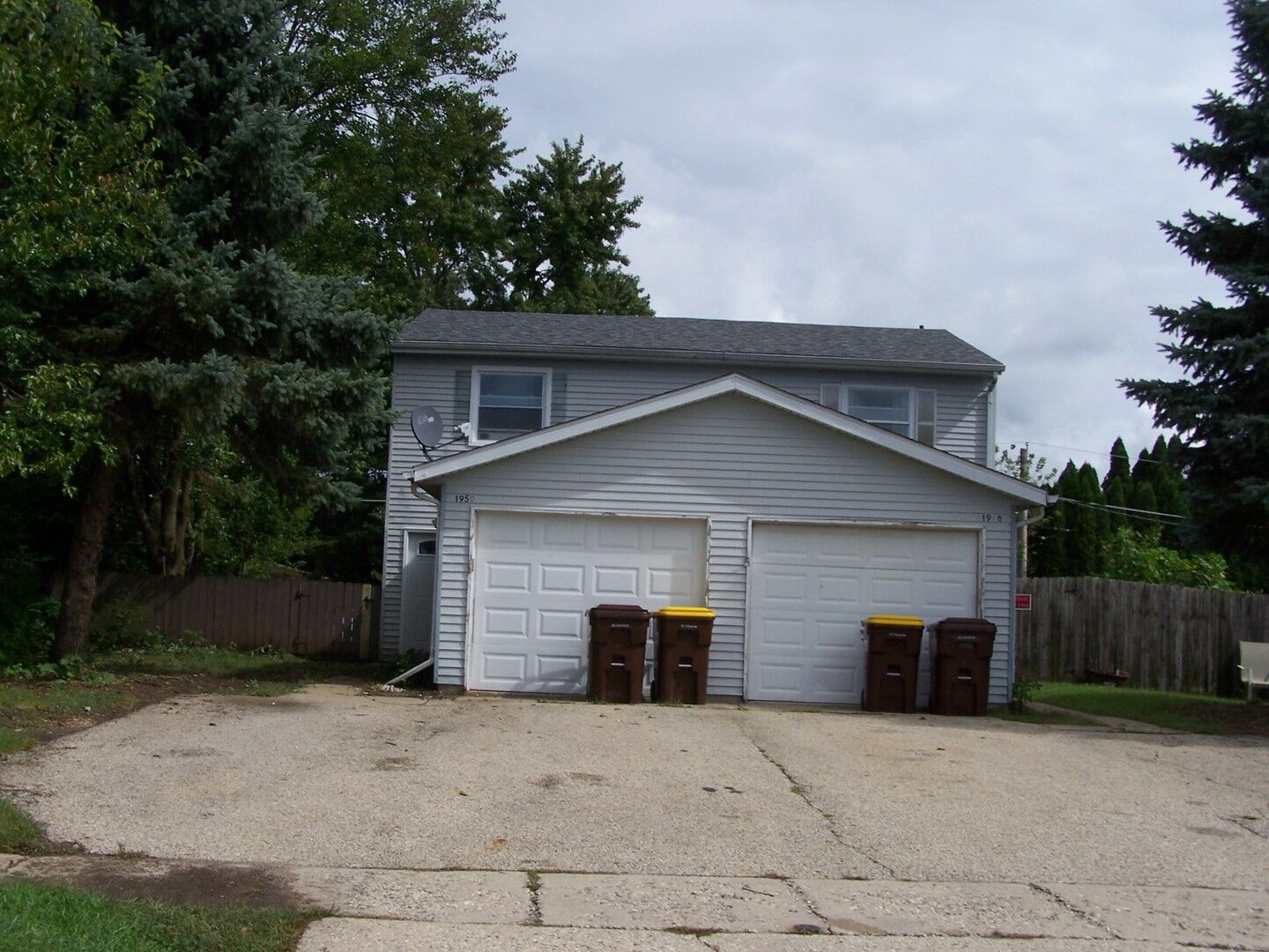 Property Photo: 1950 Sheila Street IL 60098