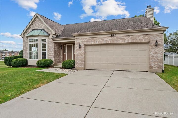 Property Photo:  664 Mayfair Drive  IL 60188 