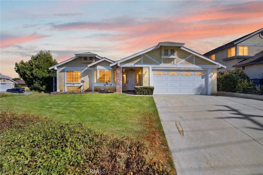 Property Photo:  35640 Avenue H  CA 92399 