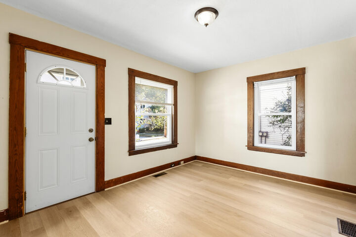 Property Photo: 3 Mousam Street ME 04083