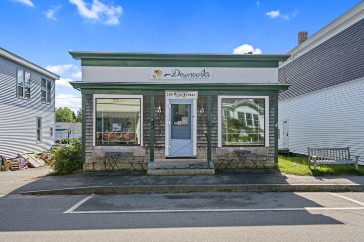 Property Photo:  355 Main Street  ME 04693 