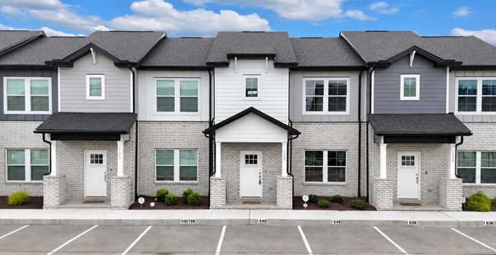 Property Photo:  1105 Elliott Williams Pvt Way 2  TN 37066 