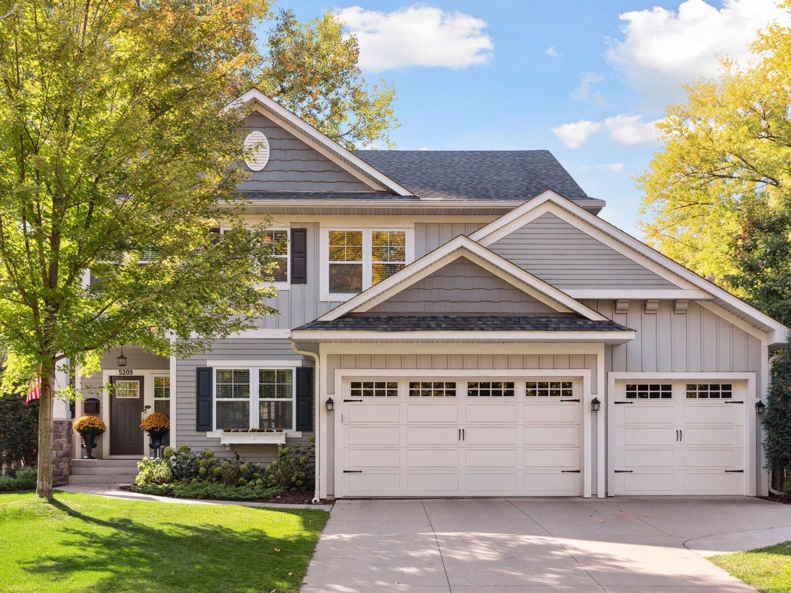 Property Photo: 5209 W 48th Street MN 55436