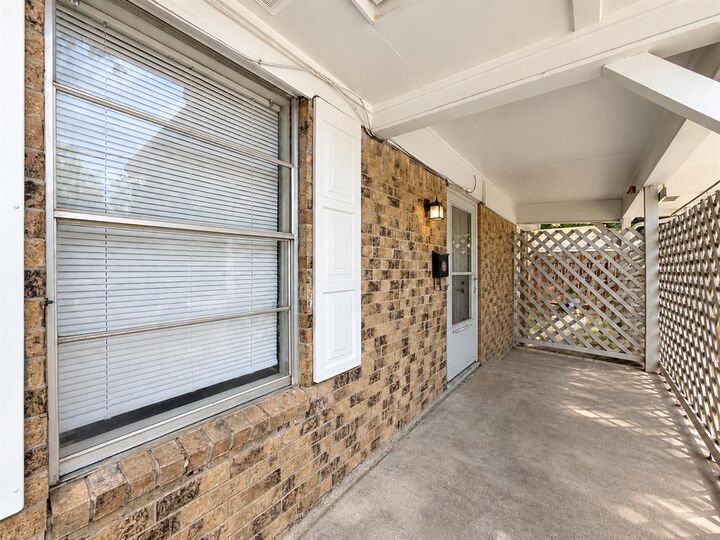 Property Photo:  1613 N College Street  TX 75069 