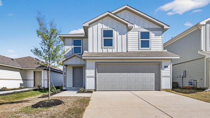 Property Photo:  117 Mach Way  TX 76067 