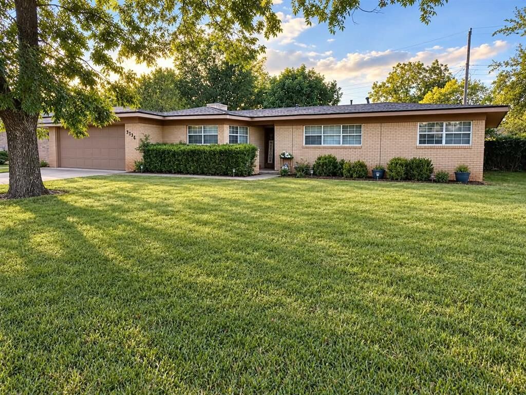 Property Photo: 3334 Parkcrest TX 79605