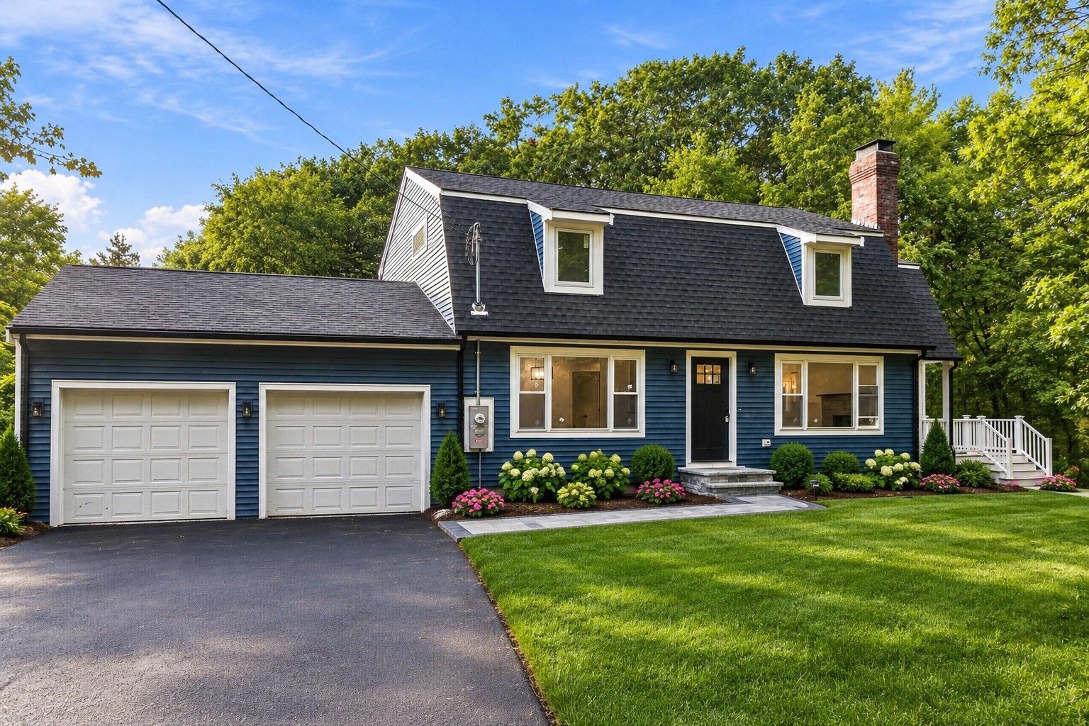 Property Photo:  11 Wilson St  MA 01748 