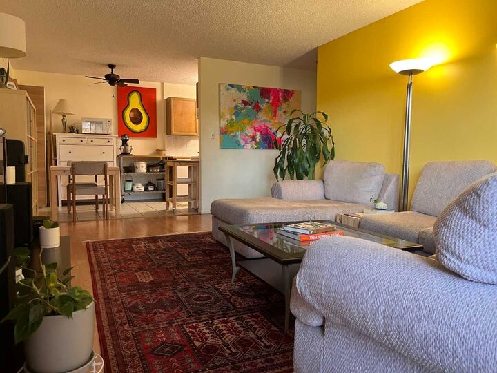 Property Photo: 1033 15 Avenue SW 305 AB T2R 0S5