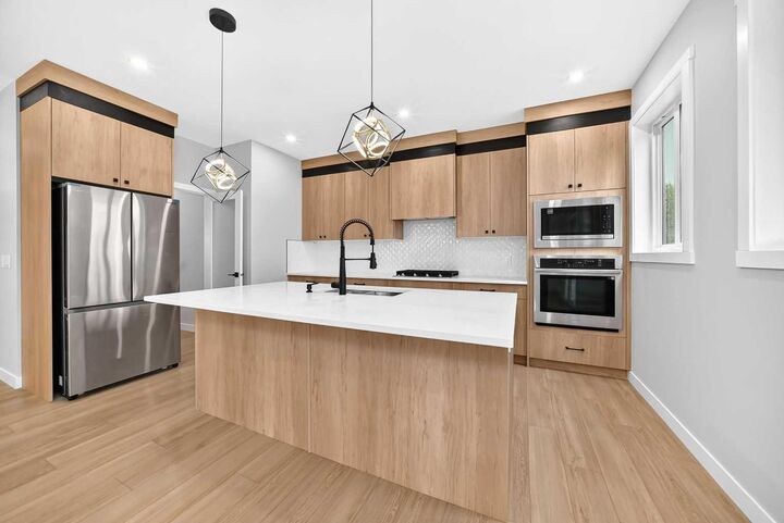 Property Photo:  14 Napoleon Meadows Way  AB T4G 0N6 
