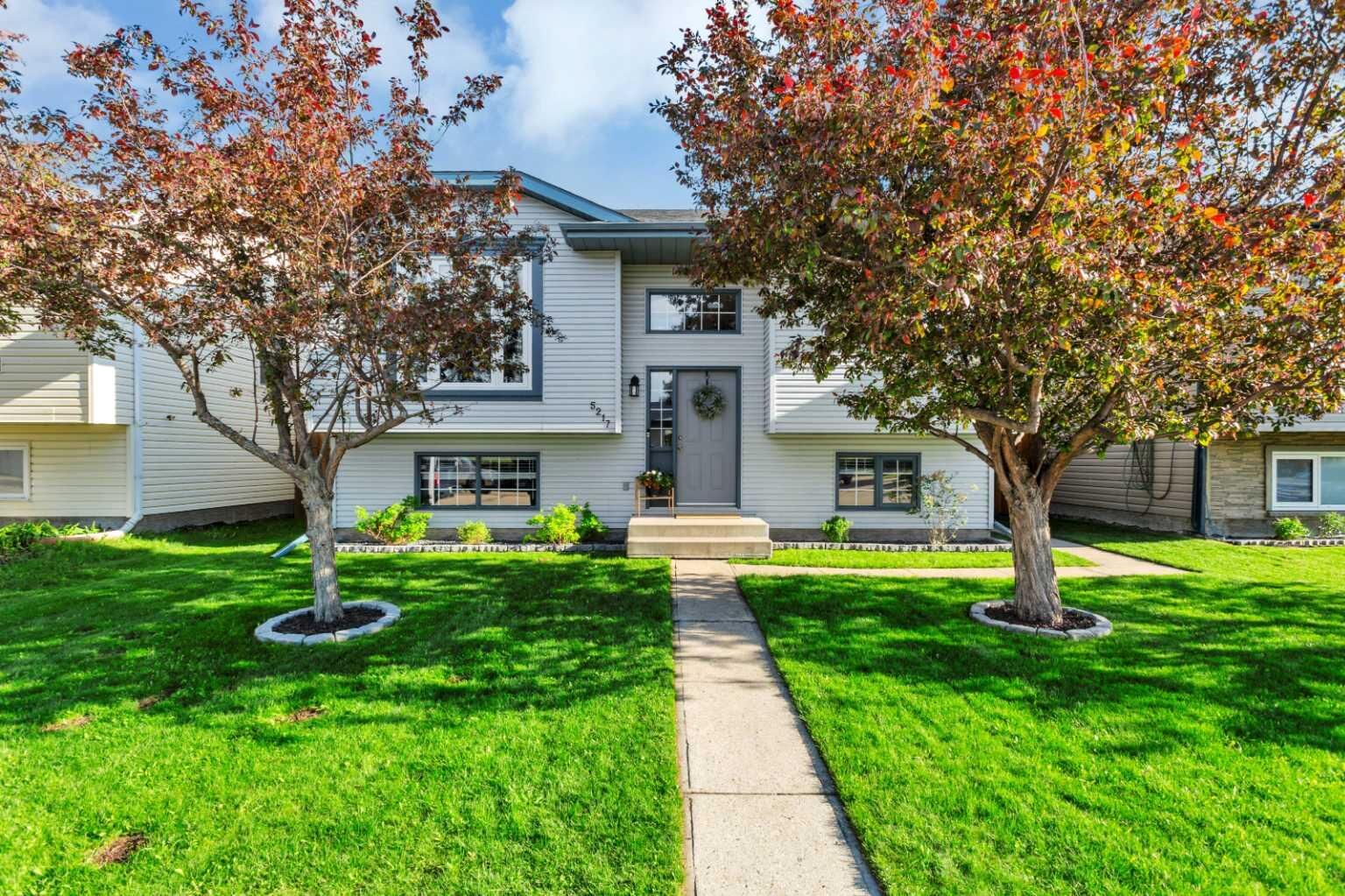 Property Photo:  5217 Aspen Drive  AB T0M 0J0 