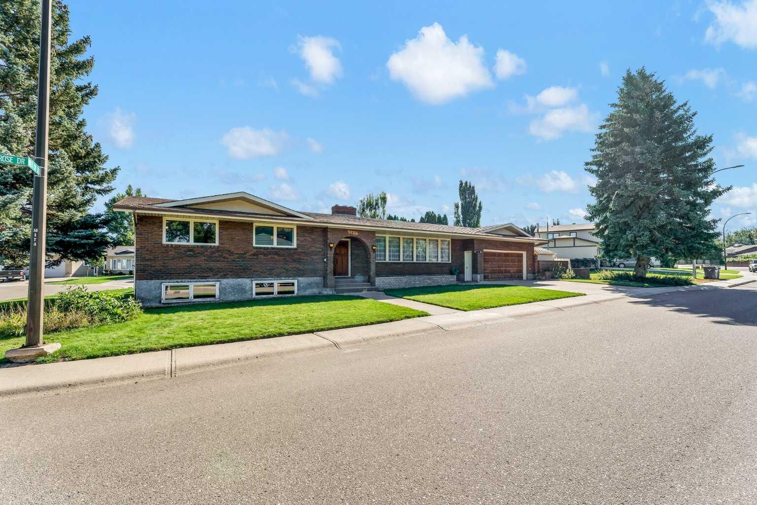 Property Photo:  167 Primrose Drive SE  AB T1A 2E7 