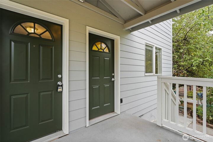 Property Photo:  4724 S Findlay Street A  WA 98118 
