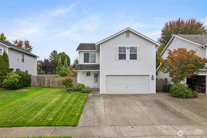 Property Photo: 9434 187th Street Ct E WA 98375