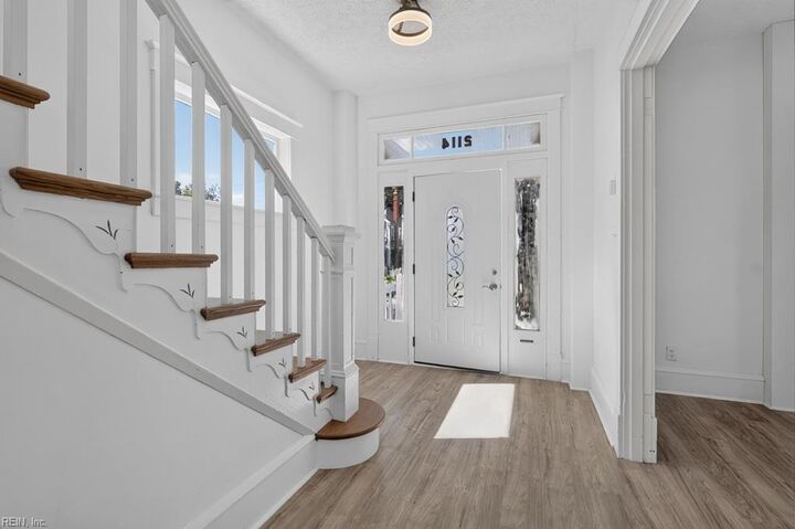 Property Photo: 2114 Chestnut Ave VA 23607