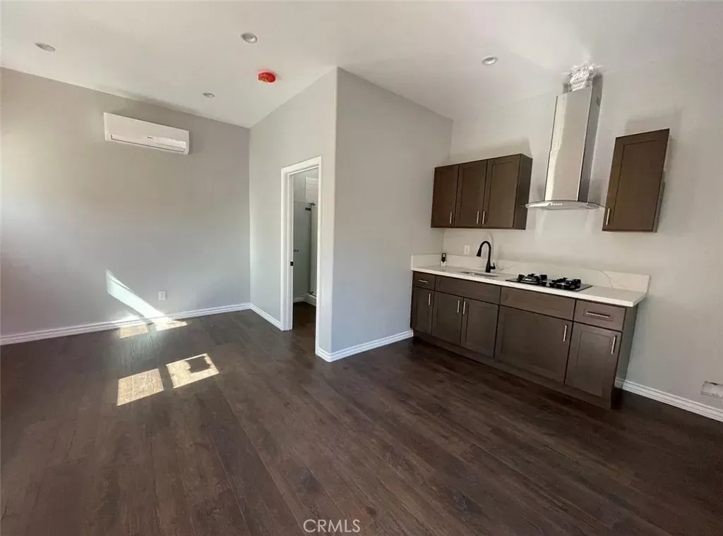 Property Photo: 4011 W 60th CA 90043