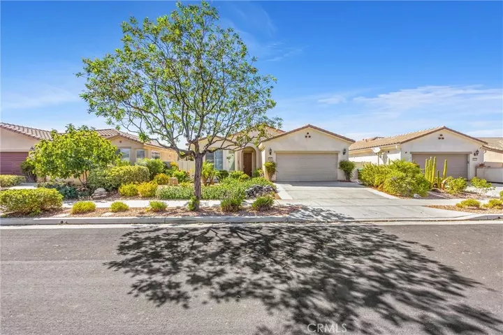 Property Photo:  1527 Via Rojas  CA 92545 