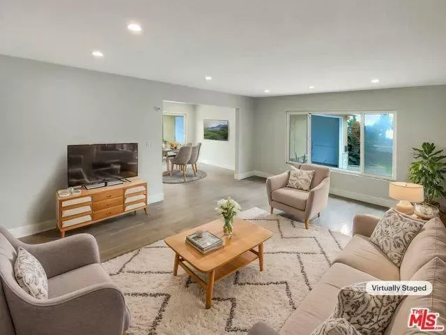 Property Photo: 1106 W Paseo Del Mar CA 90731