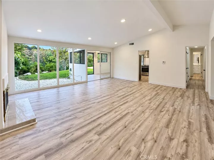 Property Photo: 1420 Belleau Road CA 91206
