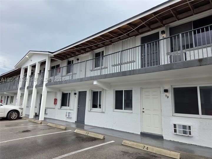 Property Photo: 1816 E Oakland Park Blvd 78 FL 33306