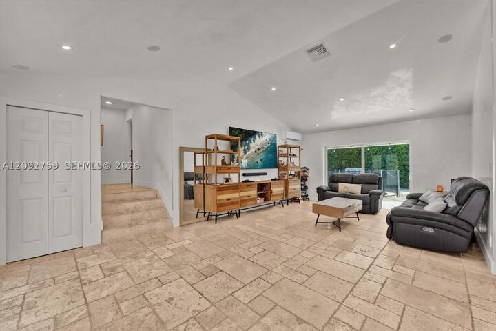 Property Photo: 11464 SW 100th Ter FL 33176