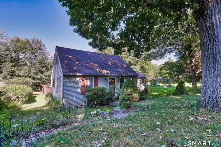 Property Photo: 328 East Street CT 06716