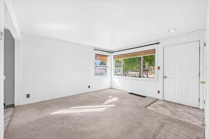 Property Photo: 6010 N A St WA 99205