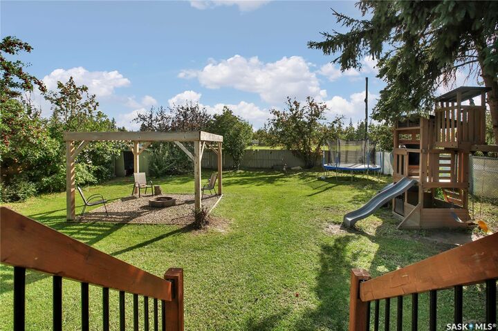 Property Photo:  206 Main Street  SK S0K 4R0 