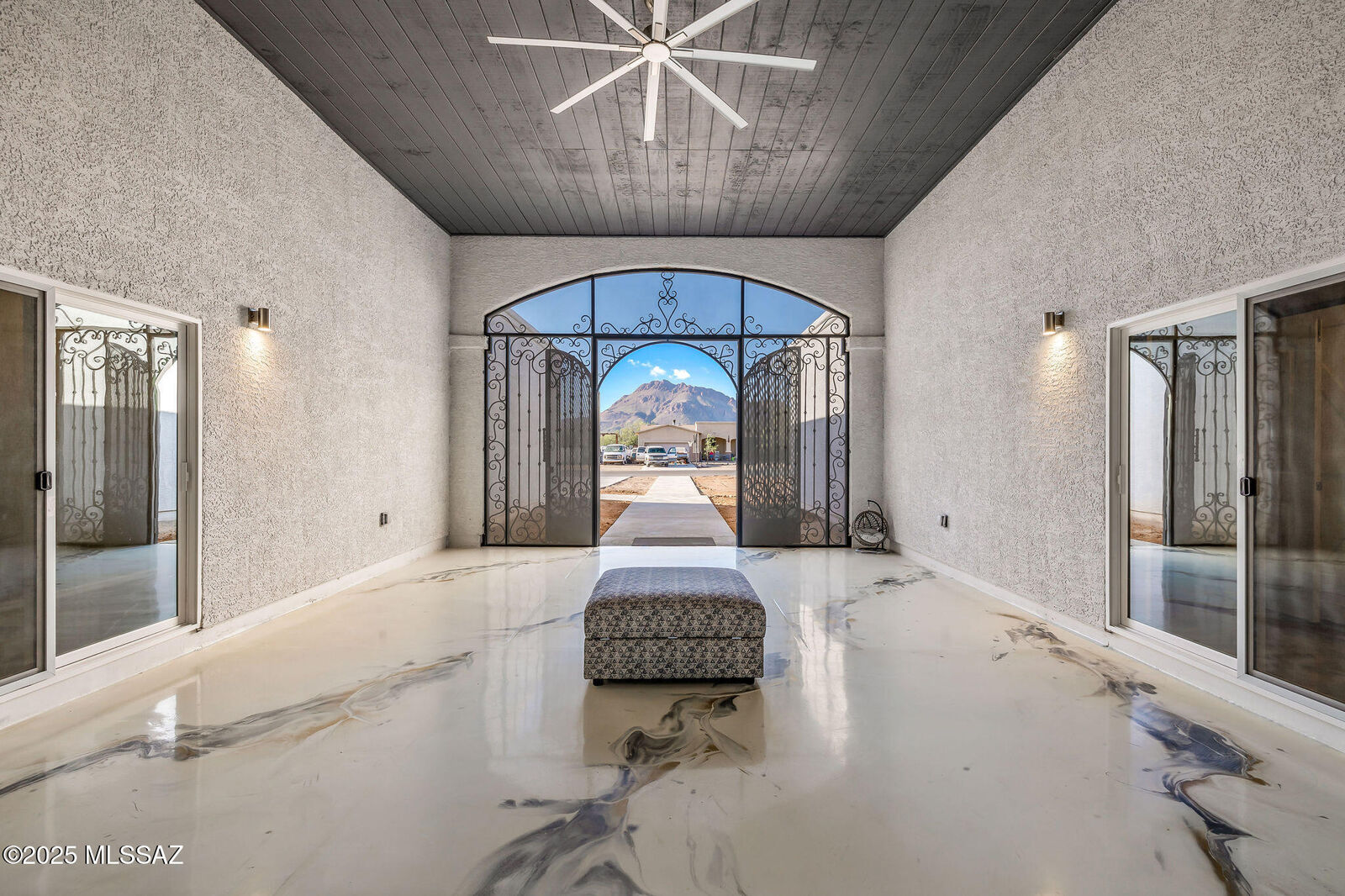 Property Photo: 6585 W Michigan Street AZ 85735