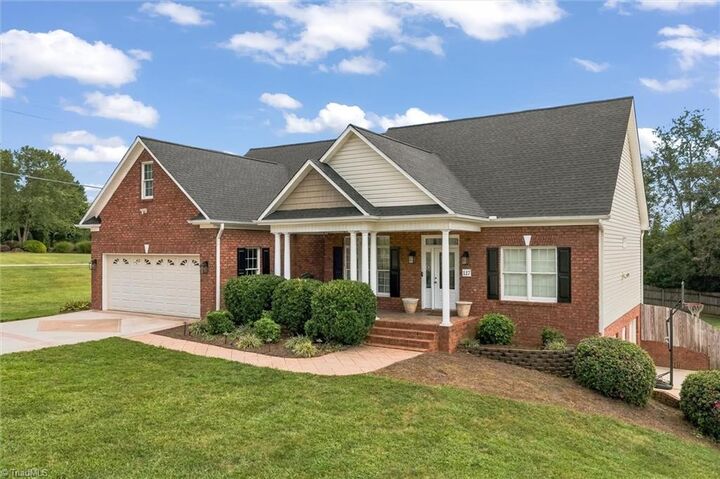 Property Photo: 117 Chandler Drive NC 27295