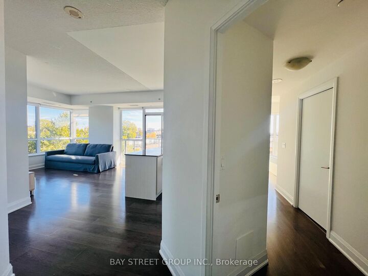Property Photo:  160 Vanderhoof Avenue 205  ON M4G 0B7 