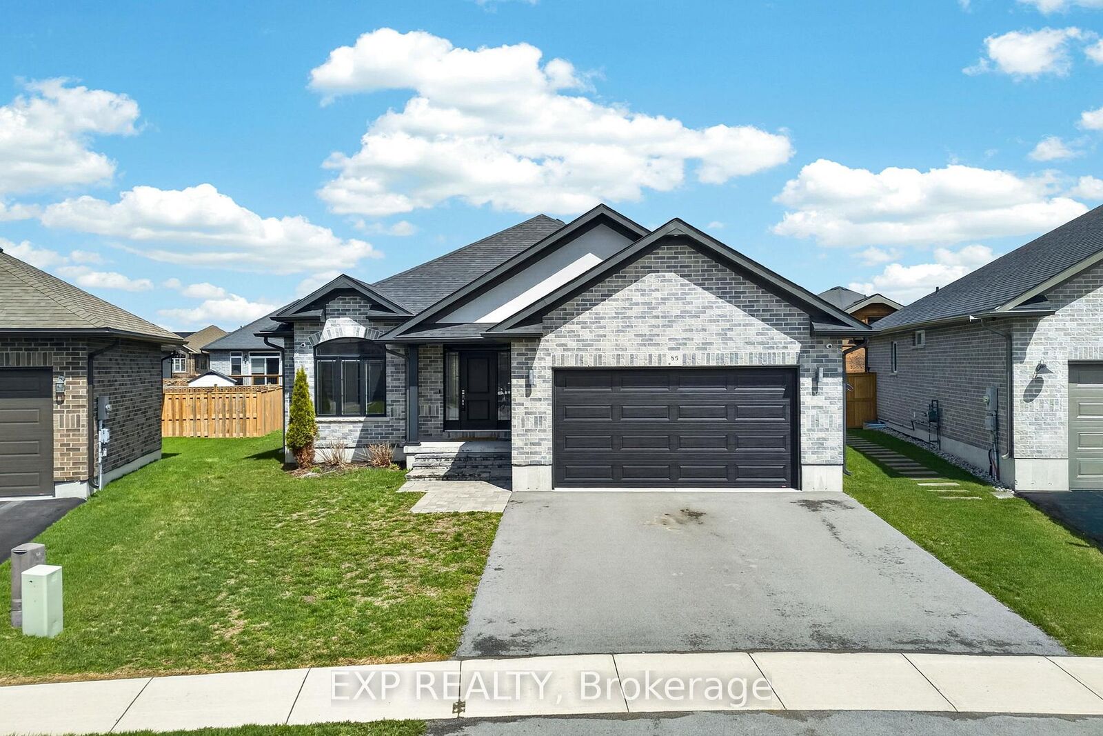 Property Photo:  85 Covington Crescent  ON K8N 0K9 