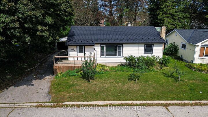 Property Photo:  51 Wilson Street  ON N0G 1Z0 