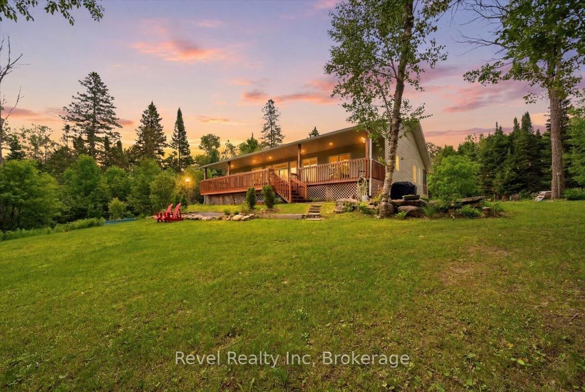 Property Photo: 1100 Morning Glory Drive ON K0M 1R0