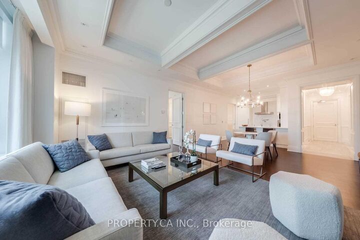 Property Photo: 311 Bay Street 3706 ON M5H 4G5