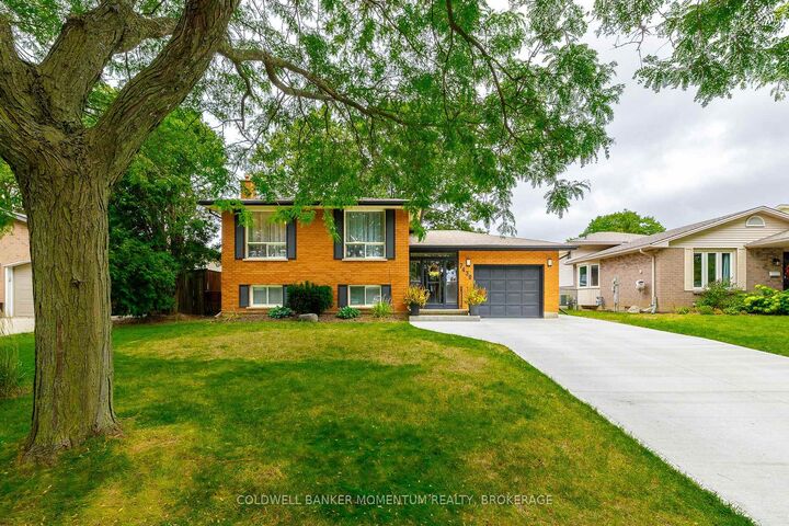Property Photo:  7439 Nasrullah Crescent  ON L2H 2M4 