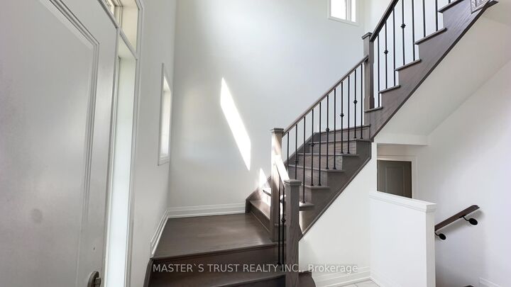 Property Photo:  102 Frank Kelly Drive  ON L9N 0V3 