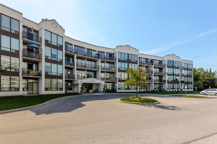 Property Photo:  105 Bagot Street 314  ON N1H 8H4 