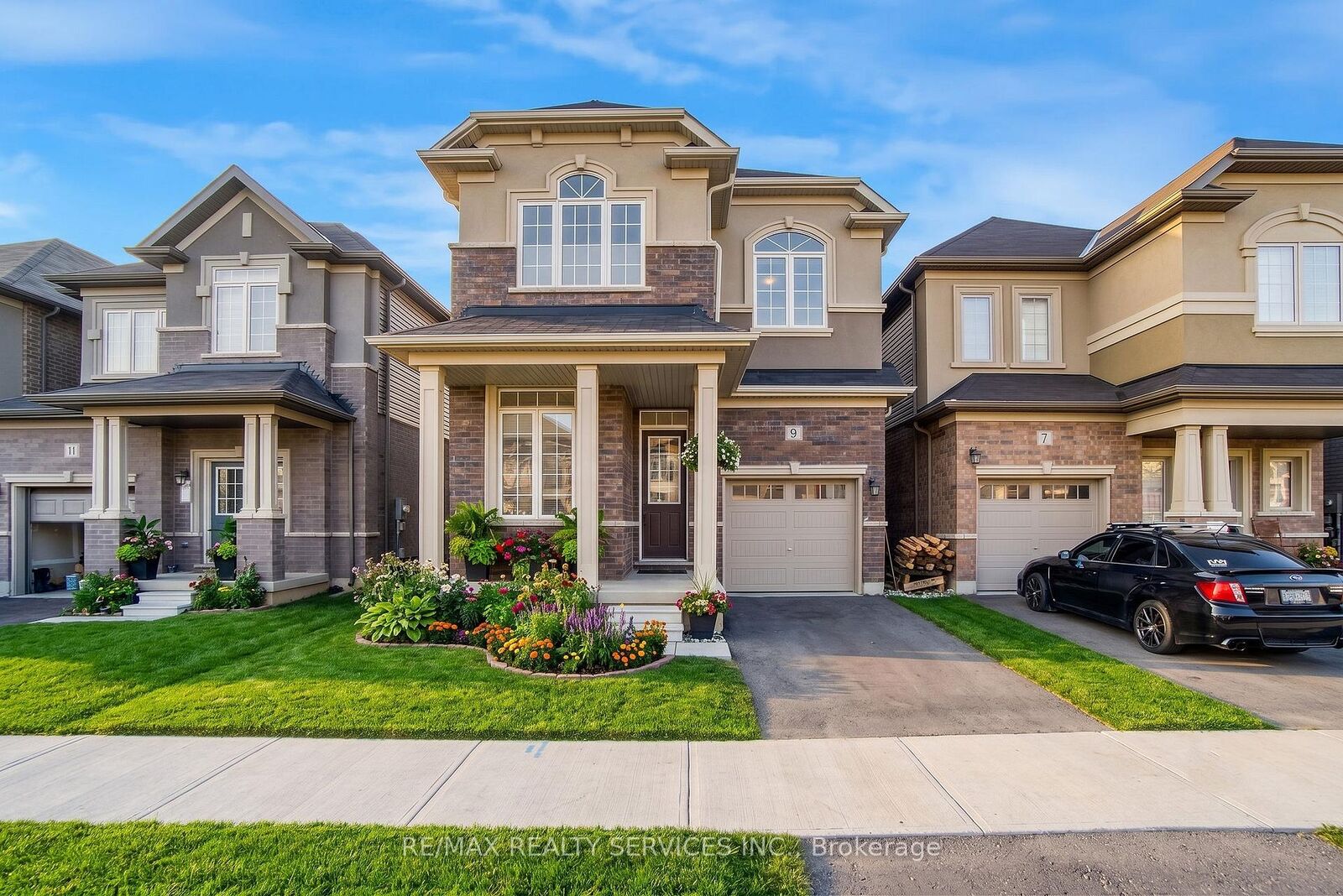 Property Photo:  9 Copeman Avenue  ON N3V 0B3 