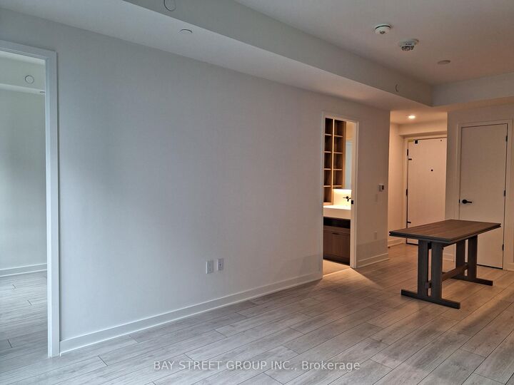 Property Photo: 55 Charles Street E 4408 ON M4Y 0J1