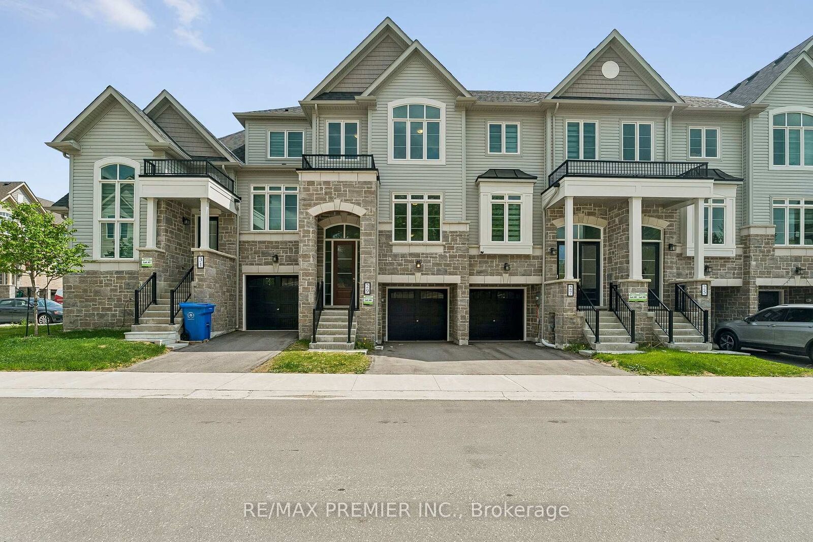 Property Photo:  29 Lyall Stokes Circle  ON L0G 1M0 