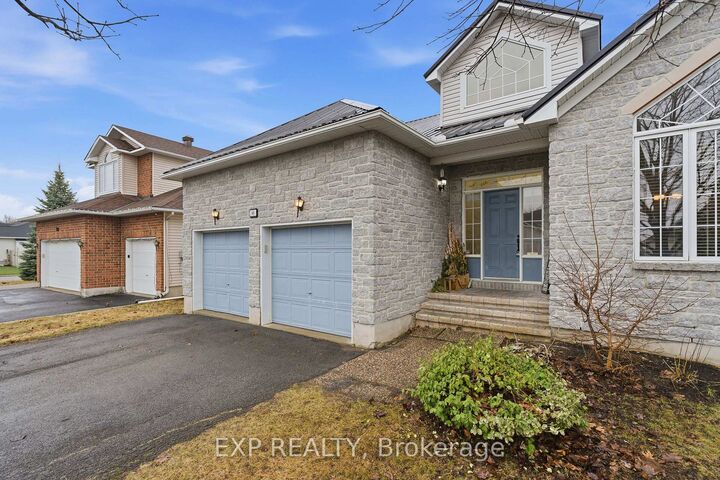Property Photo:  80 La Prairie Street  ON K0A 1W0 