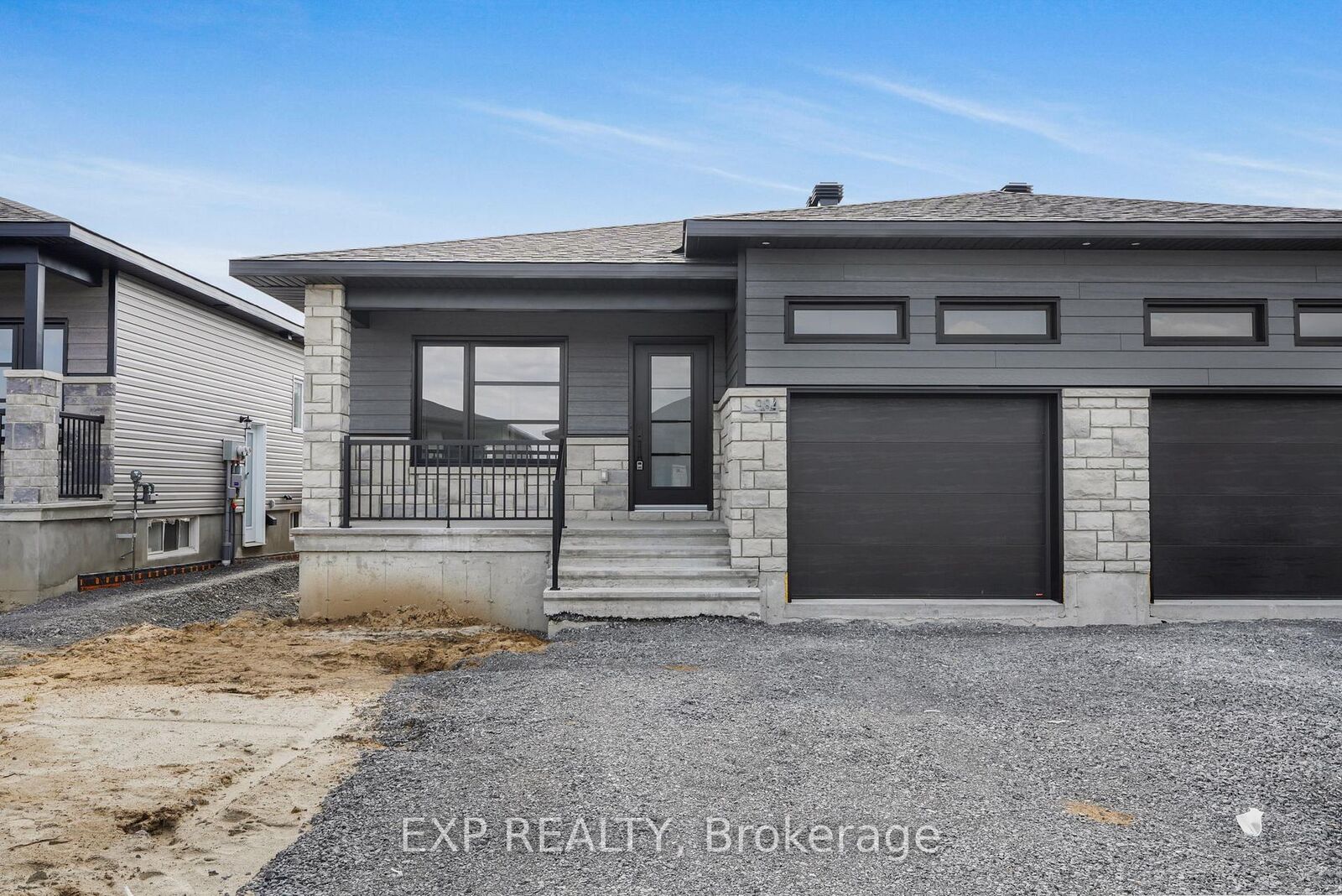 Property Photo:  995 Katia Street  ON K0A 2M0 