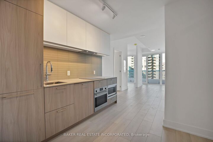 Property Photo:  36 Olive Avenue 1803  ON M2N 0M4 