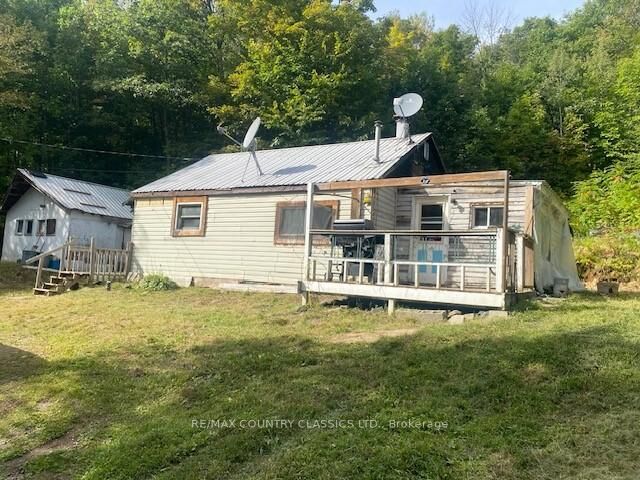 Property Photo:  132 Trout Lake Road  ON K0L 1C0 